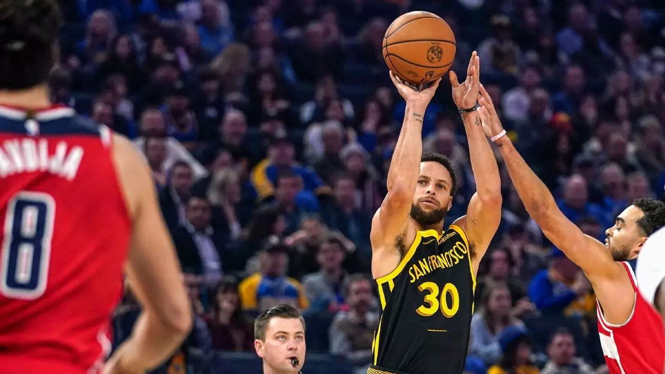 Sabrina Ionescu and Stephen Curry to Compete in 3-Point Shooting Contest at NBA All-Star Weekend
