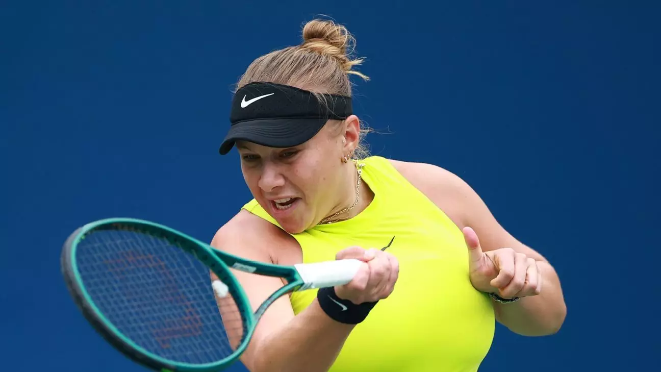 Amanda Anisimova zdolala druhú nasadenú Arynu Sabalenku na Národnom bankovom turnaji Open