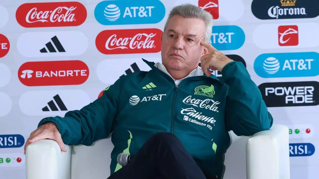 Javier Aguirre zanechal z veteránov pre prvý záber Mexického národného tímu