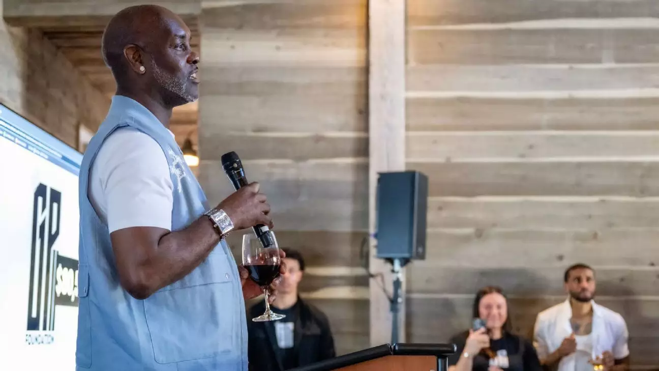 Gary Payton Sr. uvedený ako nový hlavný tréner basketbalového tímu mužov na vysoká škola Alameda