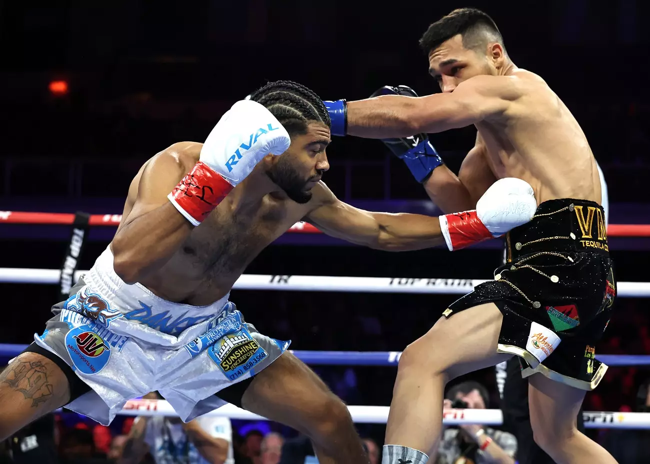 The Rising Star of Boxing: Raymond Muratalla’s Pursuit of Championship Glory