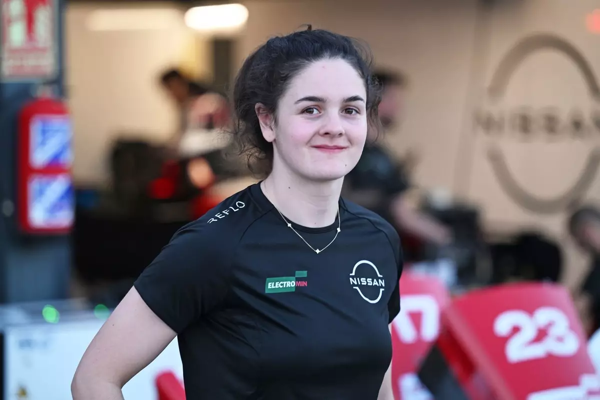 Empowering Women in Motorsport: Abbi Pulling’s Soaring Performance at Formula E Test