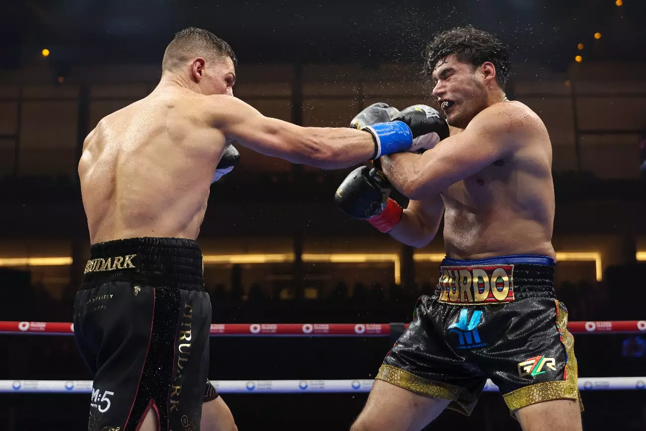 Ramirez Dominates Billiam-Smith: A Night of Boxing Drama in Riyadh