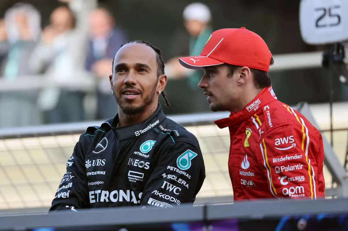 Scuderia Ferrari a Lewis Hamilton: Nová Éra Ambície a Excelencie