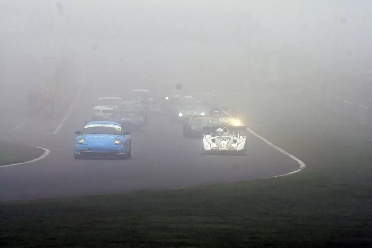 Fog Disrupts Final Racing Event at Mallory Park