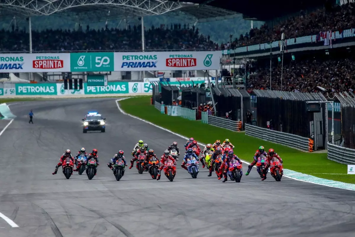 The Controversy Around MotoGP’s Sprint Races: A New Era or a Mistake?