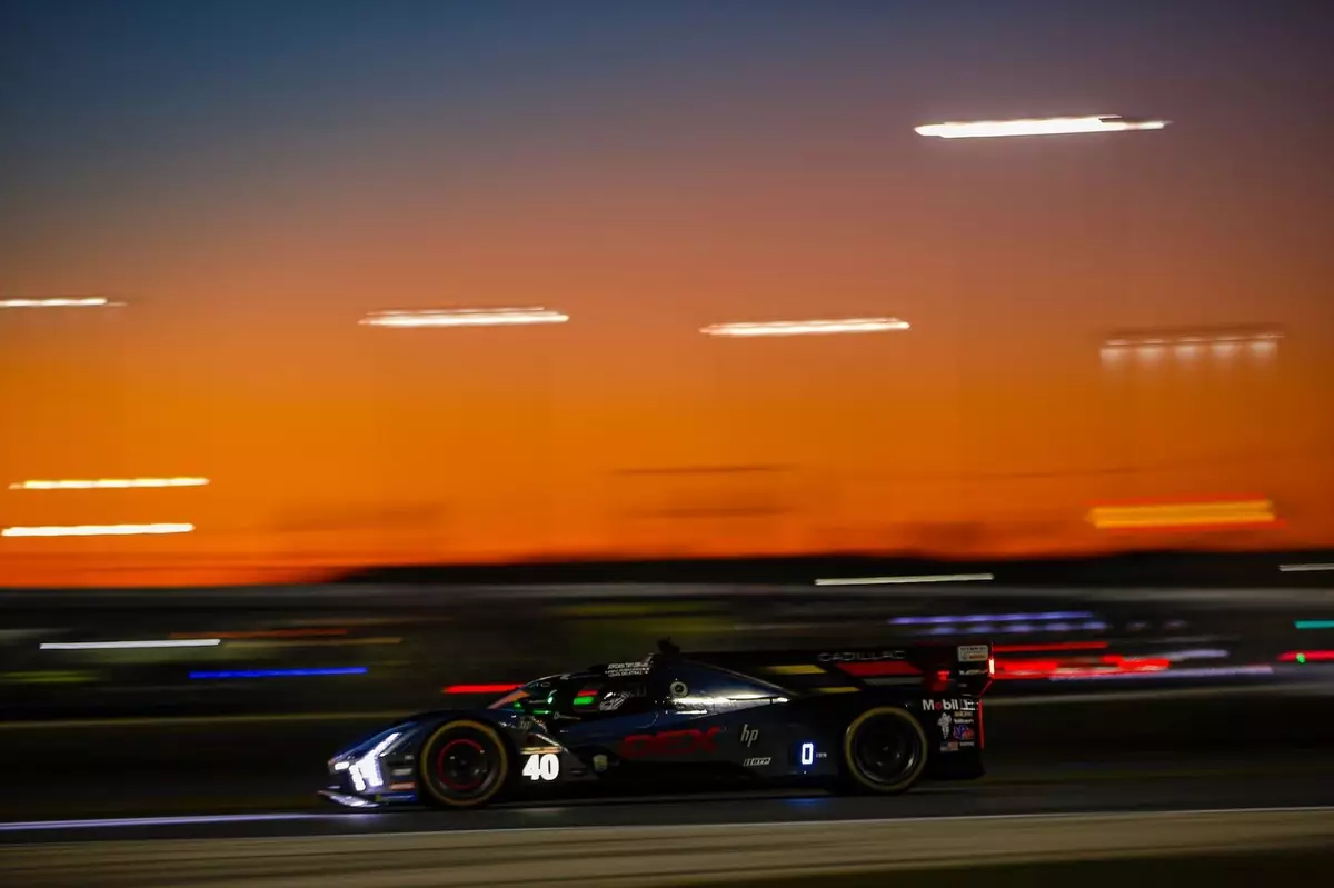 Nepredvídateľnosť pretekov: Cadillac a incident v Daytona 24 Hours