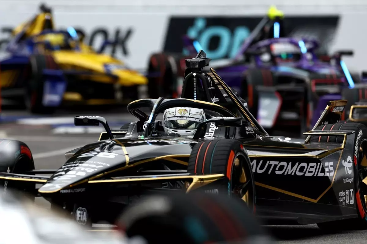 The Pros and Cons of Formula E’s New Pit Boost Regulation