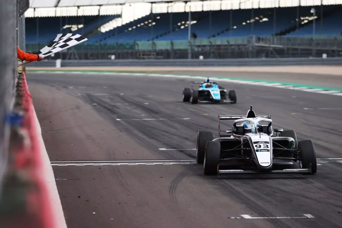 Unstoppable Triumphs: A Weekend of Racing Glory at Silverstone